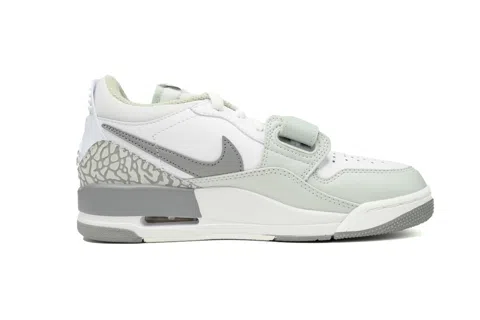 Jordan Legacy 312 Low Sea Glass – photo 3
