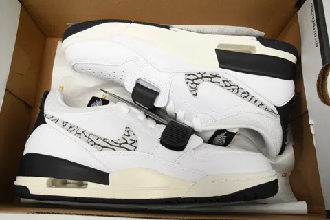 Jordan Legacy 312 Low White/Black – photo 10