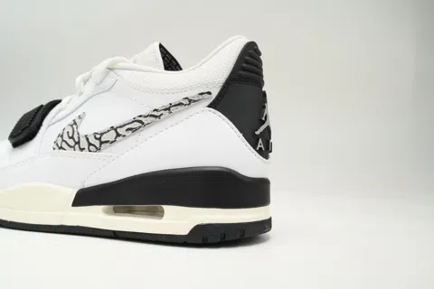 Jordan Legacy 312 Low White/Black – photo 7
