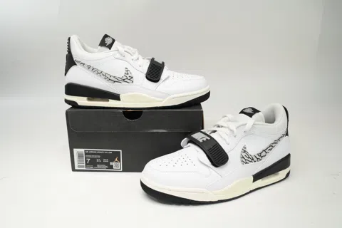 Jordan Legacy 312 Low White/Black – photo 9
