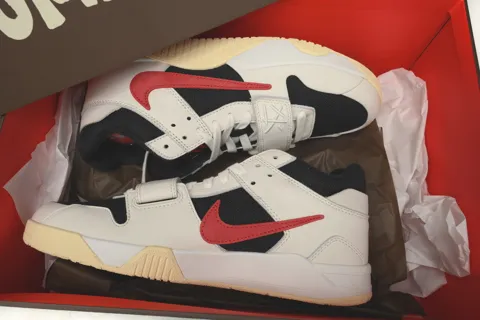 Travis Scott x Jordan Jumpman Jack Sail/Un – photo 11