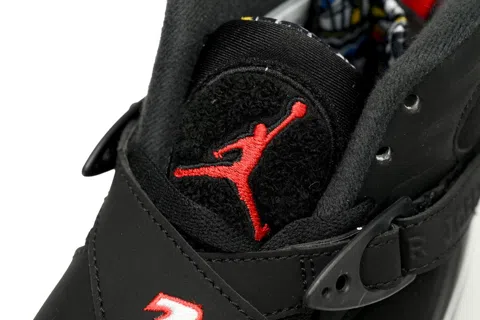 Air Jordan 8 Playoffs – photo 7