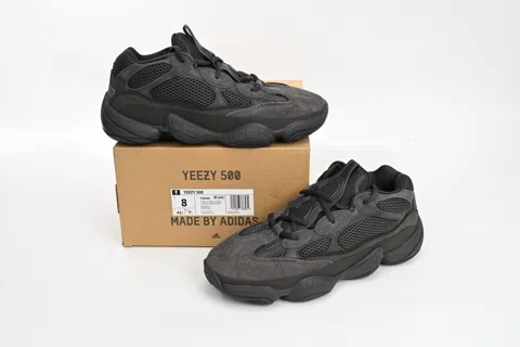 Yeezy 500 Black – photo 10