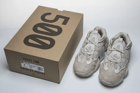 Yeezy 500 Blush – photo 11