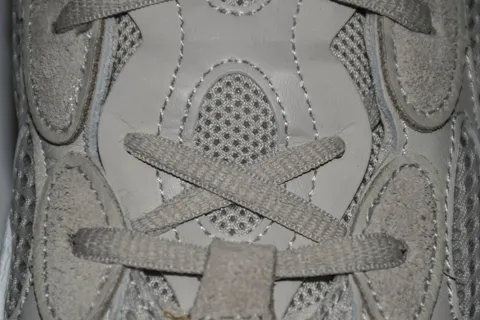 Yeezy 500 Blush – photo 10