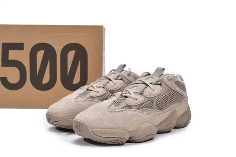 Yeezy 500 Taupe Light – photo 11
