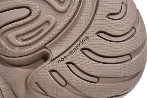 Yeezy 500 Taupe Light – photo 8