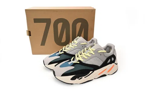 Yeezy Boost 700 Wave Runner – photo 8