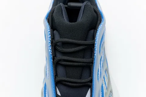 Yeezy 700 V3 Aurora Blue – photo 7