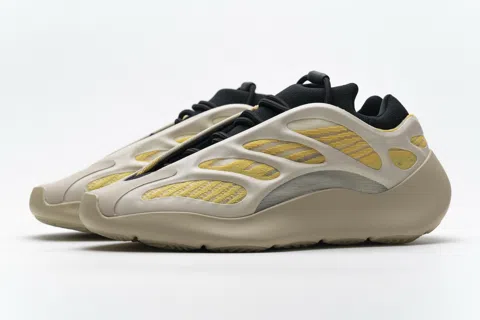 Yeezy 700 V3 Yellow – photo 5