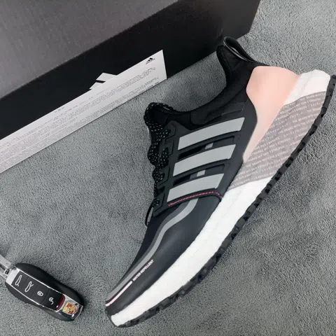 adidas Ultraboost Black/Grey/Pink – photo 6