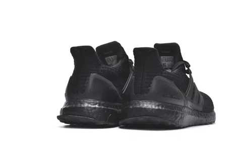 adidas Ultraboost 4.0 Triple Black – photo 5