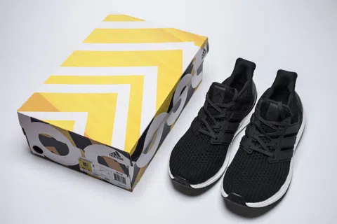 adidas Ultraboost 4.0 Black White – photo 11