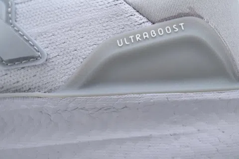 adidas Ultraboost 5 Glory Grey – photo 10
