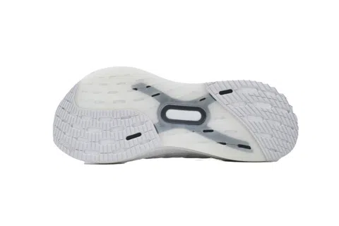 adidas Ultraboost 5 Triple White – photo 4