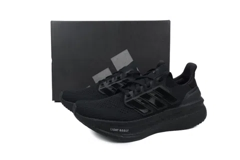 adidas Ultraboost 5 Triple Black – photo 6