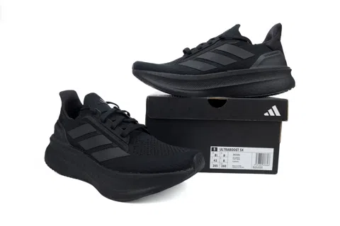 adidas Ultraboost 5X Black – photo 7