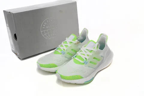 adidas Ultraboost 22 Green/White – photo 8