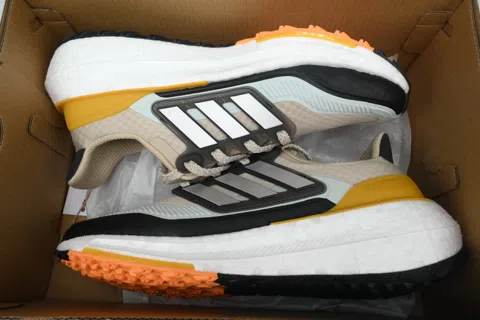 adidas Ultraboost Light Wonder Beige Flash Orange – photo 8