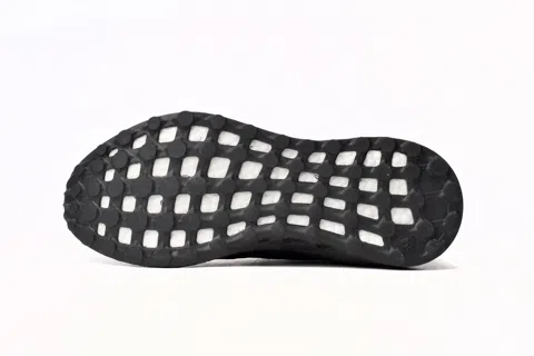 adidas PureBoost 21 Triple Black – photo 4