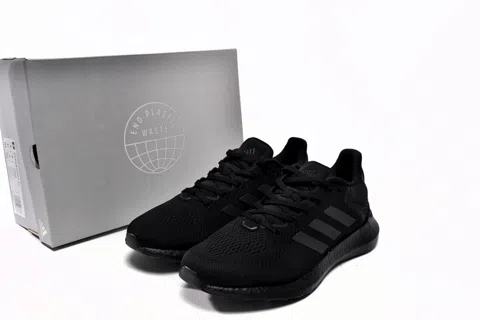 adidas PureBoost 21 Triple Black – photo 11