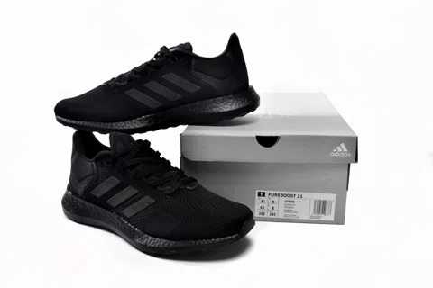 adidas PureBoost 21 Triple Black – photo 12