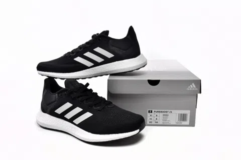 adidas PureBoost 21 Black/White – photo 12