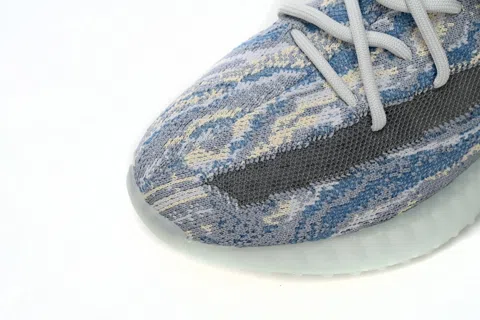 Yeezy Boost 350 V2 Sky Blue – photo 8