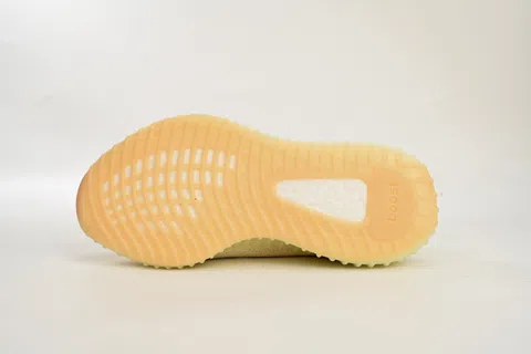 Yeezy Boost 350 V2 Butter – photo 5