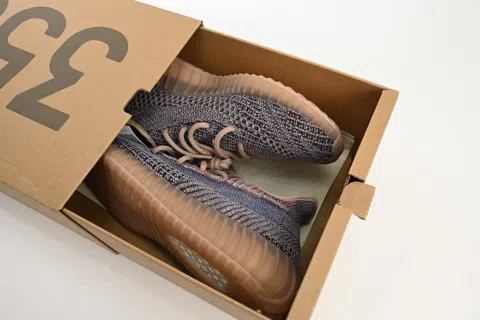 Yeezy Boost 350 V2 Yecher – photo 11