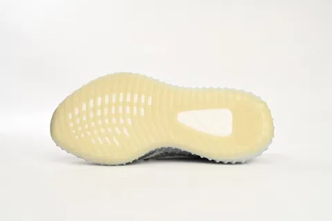 Yeezy Boost 350 V2 Blue Tint – photo 5
