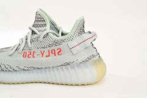 Yeezy Boost 350 V2 Blue Tint – photo 6