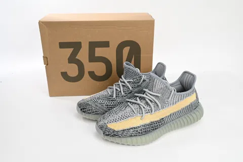 Yeezy Boost 350 V2 Ash Blue – photo 8