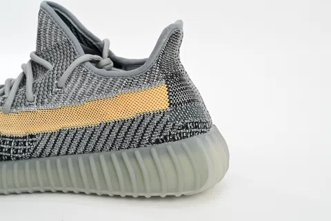 Yeezy Boost 350 V2 Ash Blue – photo 5