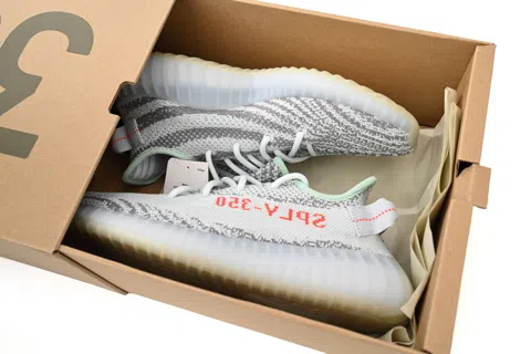 Yeezy Boost 350 V2 Blue Tint – photo 10