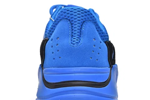 Yeezy Boost 700 Navy – photo 4