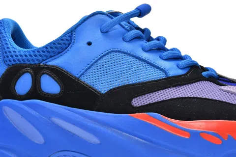 Yeezy Boost 700 Navy – photo 9