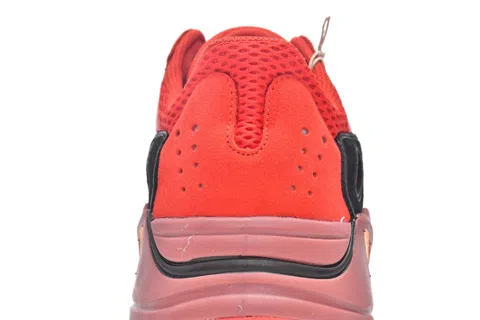Yeezy Boost 700 Dark Red – photo 3