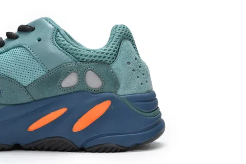 Yeezy Boost 700 Blue – photo 3