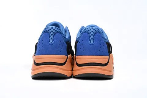 Yeezy Boost 700 Blue/Orange – photo 4