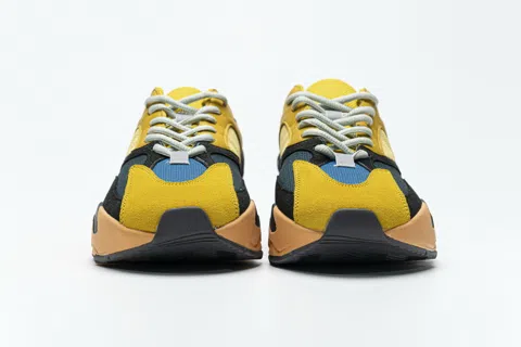 Yeezy Boost 700 Sun – photo 5