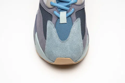 Yeezy Boost 700 Carbon Blue – photo 7