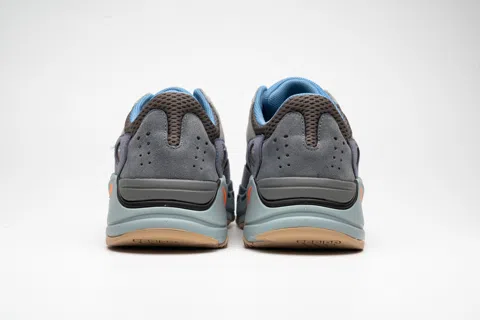 Yeezy Boost 700 Carbon Blue – photo 5