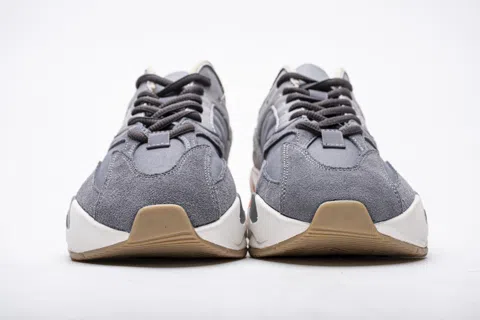 Yeezy Boost 700 Grey – photo 6