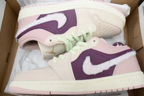 Air Jordan 1 Low Fur Swoosh – photo 8