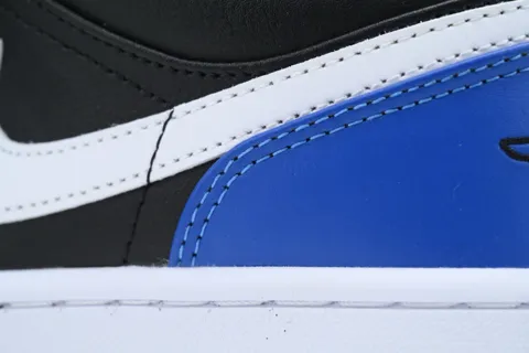 Air Jordan 1 Low Black Royal Toe – photo 5