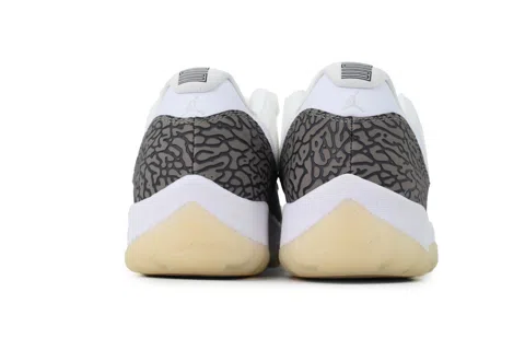 Air Jordan 11 Low Cement Grey – photo 3
