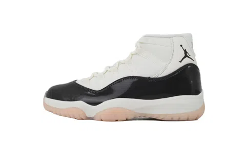 Air Jordan 11 Neapolitan