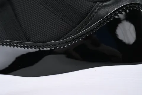 Air Jordan 11 Bred – photo 5