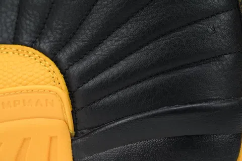 Air Jordan 12 University Gold – photo 5